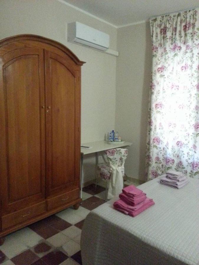 Hotel Sassari-In Zewnętrze zdjęcie