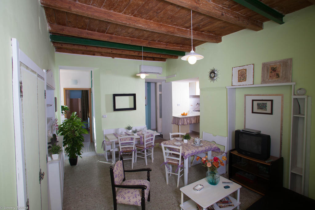 Hotel Sassari-In Zewnętrze zdjęcie